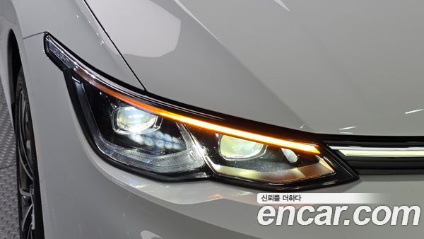 Volkswagen Golf 2023, фото 8
