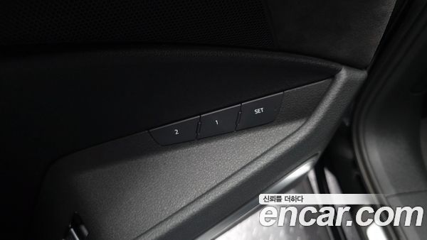 Audi e-tron 2021, фото 28