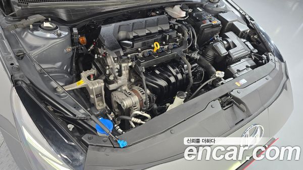 Hyundai Elantra 2021, фото 5
