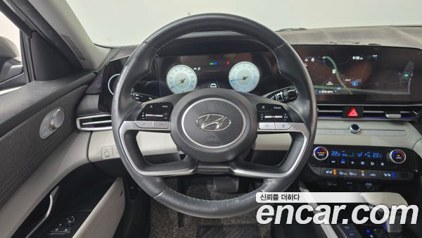 Hyundai Elantra 2021, фото 17