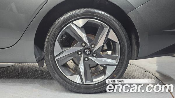 Hyundai Elantra 2021, фото 6