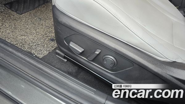 Hyundai Elantra 2021, фото 29