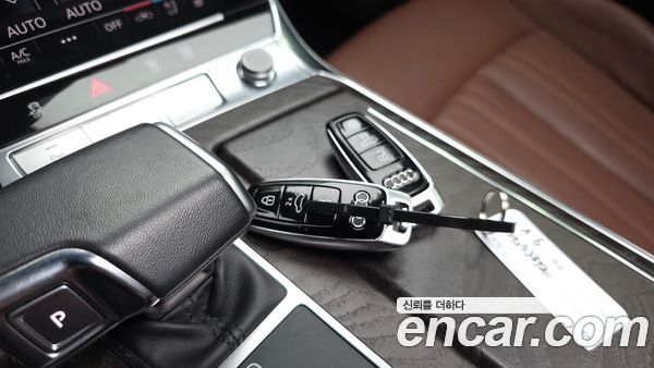 Audi A6 2023, фото 30