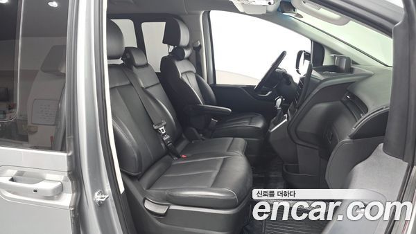 Hyundai Staria 2022, фото 16