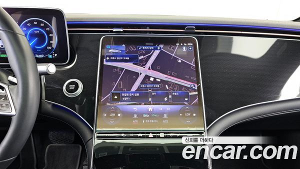 Mercedes-Benz EQS 2023, фото 20