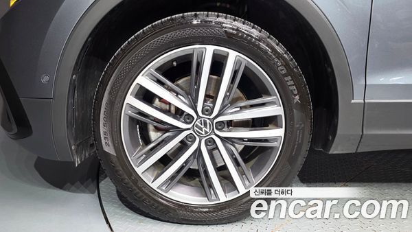 Volkswagen Tiguan 2022, фото 5