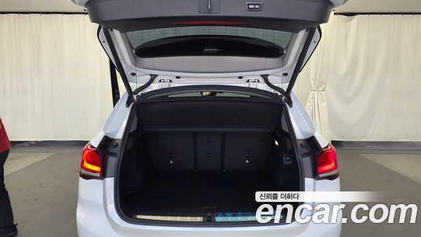 BMW X1 2022, фото 26
