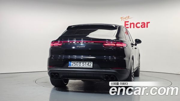 Porsche Cayenne 2022, фото 4