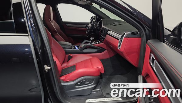 Porsche Cayenne 2022, фото 17