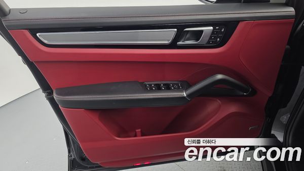 Porsche Cayenne 2022, фото 14