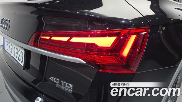 Audi Q5 2022, фото 9
