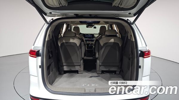 Kia Carnival 2021, фото 25