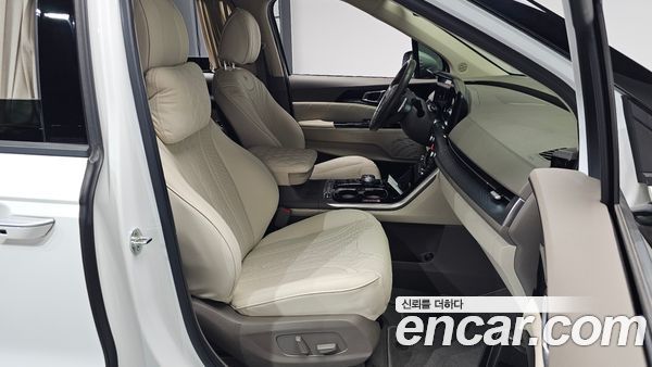 Kia Carnival 2021, фото 15