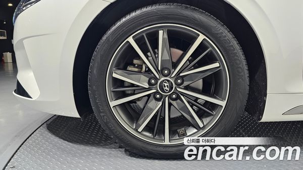 Hyundai Grandeur 2023, фото 5
