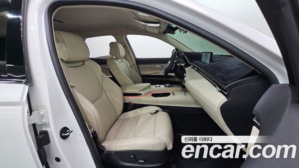Genesis GV70 2024, фото 15