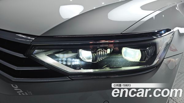Volkswagen Passat 2021, фото 8