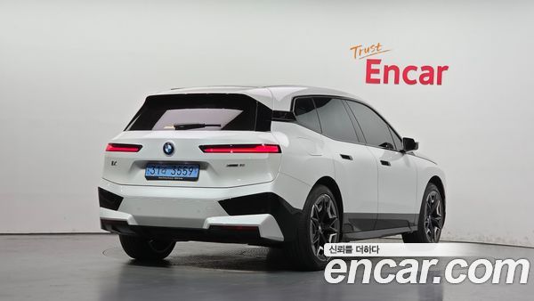 BMW iX 2022
