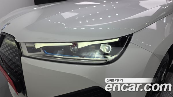 BMW iX 2022, фото 7