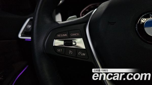 BMW 3 Series 2021, фото 30