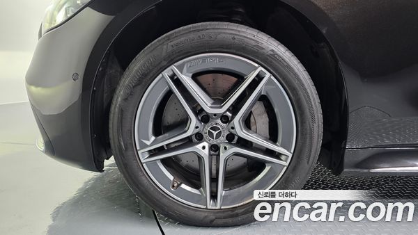 Mercedes-Benz S-Class 2022, фото 4