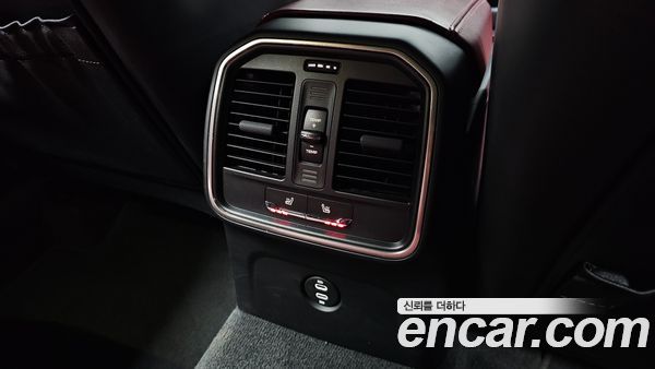 Porsche Macan 2023, фото 24