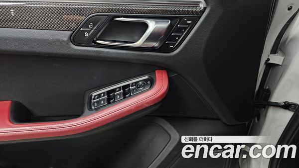 Porsche Macan 2023, фото 29