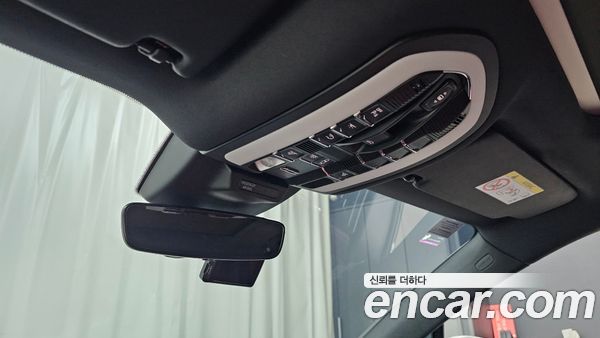 Porsche Macan 2023, фото 30