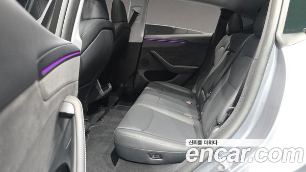 Tesla Model Y 2025, фото 18