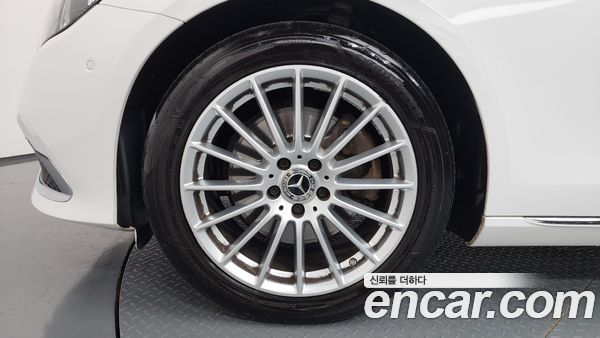 Mercedes-Benz E-Class 2021, фото 5