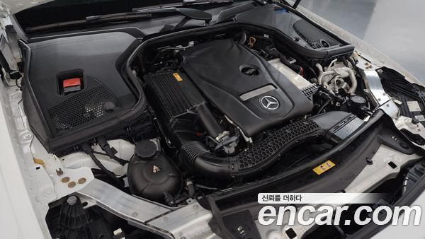 Mercedes-Benz E-Class 2021, фото 6