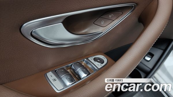 Mercedes-Benz E-Class 2021, фото 29