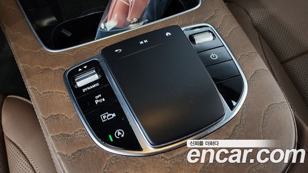 Mercedes-Benz E-Class 2021, фото 31