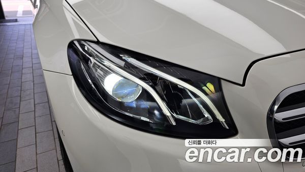 Mercedes-Benz E-Class 2020, фото 8