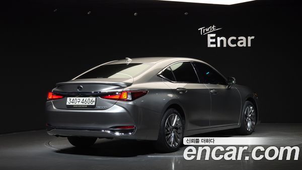 Lexus ES 2024, фото 2