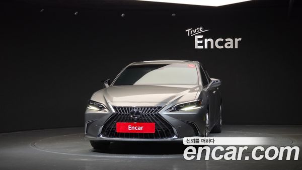 Lexus ES 2024, фото 3