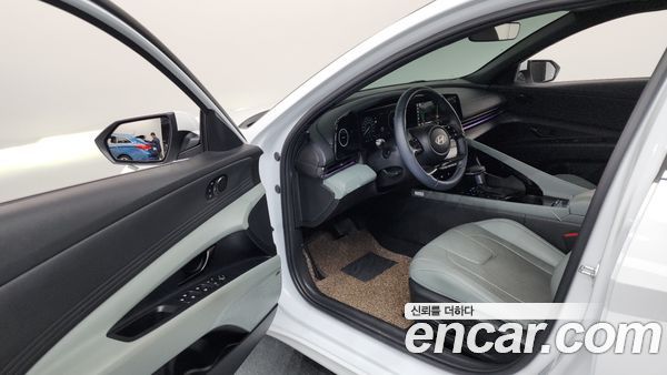 Hyundai Elantra 2024, фото 13