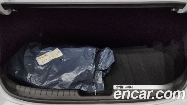 Hyundai Elantra 2024, фото 26