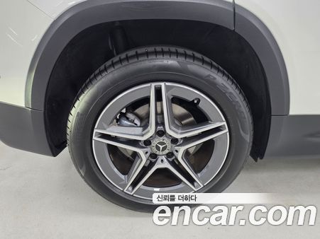 Mercedes-Benz GLB 2026, фото 5