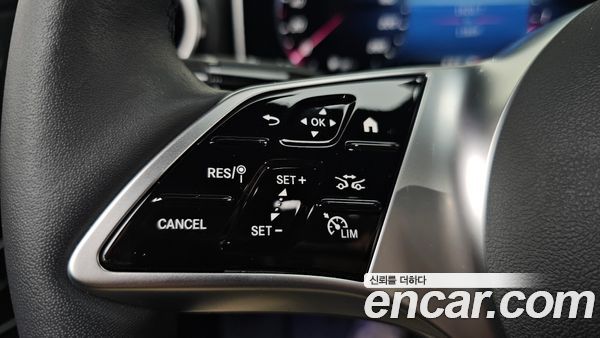 Mercedes-Benz C-Class 2024, фото 28