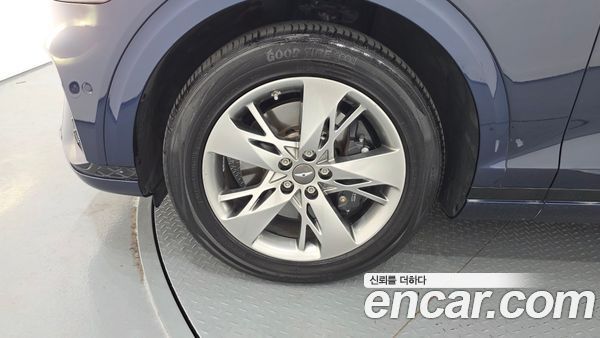 Genesis GV70 2021, фото 4