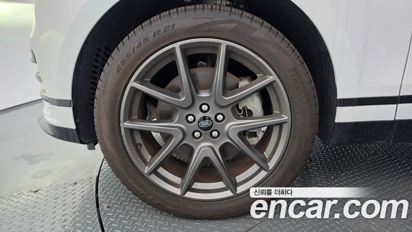 Land Rover Range Rover Velar 2022, фото 5