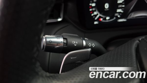 Land Rover Range Rover Velar 2022, фото 30