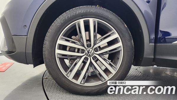 Volkswagen Tiguan 2023, фото 5