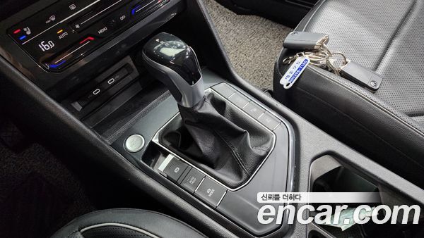 Volkswagen Tiguan 2023, фото 12