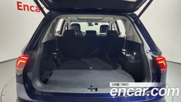 Volkswagen Tiguan 2023, фото 31