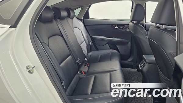 Kia K3 2021, фото 15