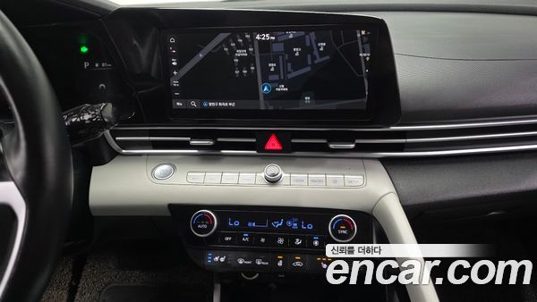 Hyundai Elantra 2022, фото 20