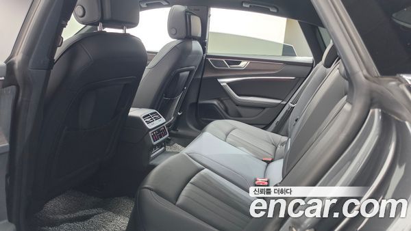 Audi A7 2022, фото 26