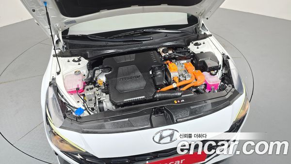 Hyundai Elantra 2021, фото 6