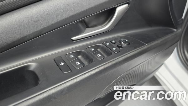 Hyundai Elantra 2021, фото 26